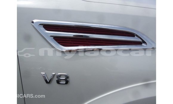 Acheter Import Voiture Nissan Patrol Blanc à Import - Dubai, Attapeu Province Acheter Import Voiture Nissan Patrol Blanc à Import - Dubai, Attapeu Province