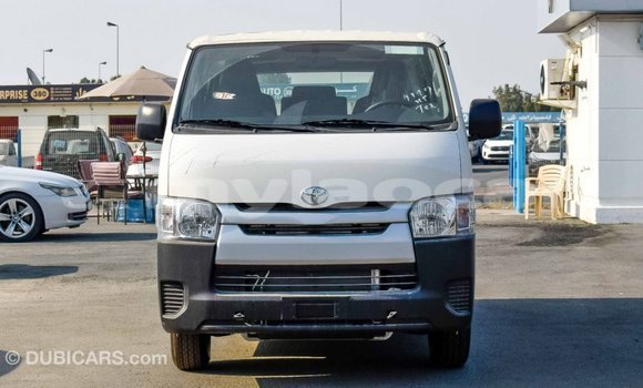 ຊື້ ການ ນຳ ເຂົ້າ Toyota Hiace White ລົດ ໃນ Import - Dubai ໃນ Attapeu Province ຊື້ ການ ນຳ ເຂົ້າ Toyota Hiace White ລົດ ໃນ Import - Dubai ໃນ Attapeu Province