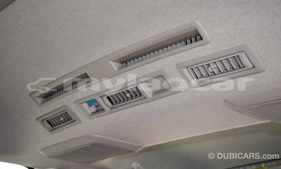 ຊື້ ການ ນຳ ເຂົ້າ Toyota Hiace White ລົດ ໃນ Import - Dubai ໃນ Attapeu Province ຊື້ ການ ນຳ ເຂົ້າ Toyota Hiace White ລົດ ໃນ Import - Dubai ໃນ Attapeu Province