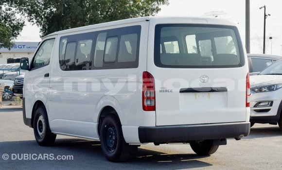 ຊື້ ການ ນຳ ເຂົ້າ Toyota Hiace White ລົດ ໃນ Import - Dubai ໃນ Attapeu Province ຊື້ ການ ນຳ ເຂົ້າ Toyota Hiace White ລົດ ໃນ Import - Dubai ໃນ Attapeu Province
