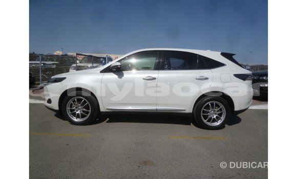 Acheter Import Voiture Toyota Harrier Blanc à Import - Dubai, Attapeu Province Acheter Import Voiture Toyota Harrier Blanc à Import - Dubai, Attapeu Province