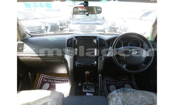 Buy Import Toyota Land Cruiser White Car in Import - Dubai in Attapeu Province Buy Import Toyota Land Cruiser White Car in Import - Dubai in Attapeu Province