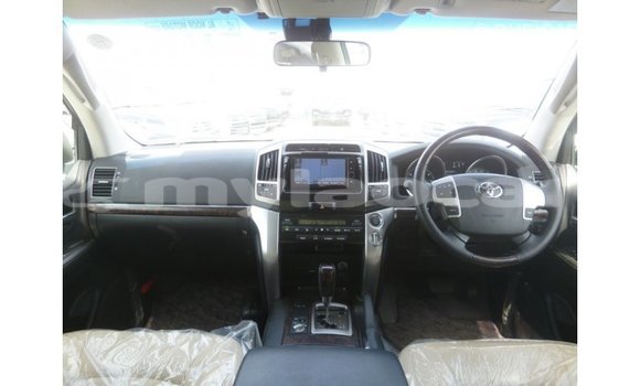 Buy Import Toyota Land Cruiser Other Car in Import - Dubai in Attapeu Province Buy Import Toyota Land Cruiser Other Car in Import - Dubai in Attapeu Province