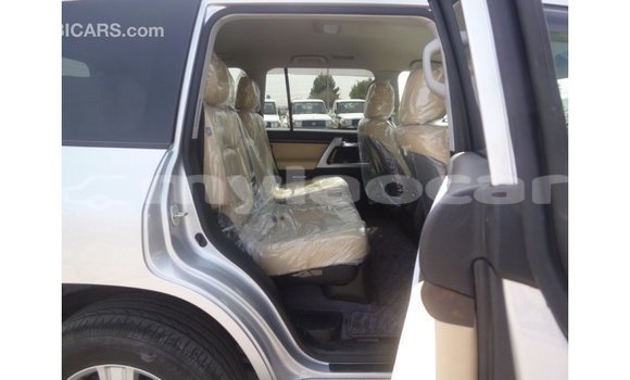 Buy Import Toyota Land Cruiser Other Car in Import - Dubai in Attapeu Province Buy Import Toyota Land Cruiser Other Car in Import - Dubai in Attapeu Province