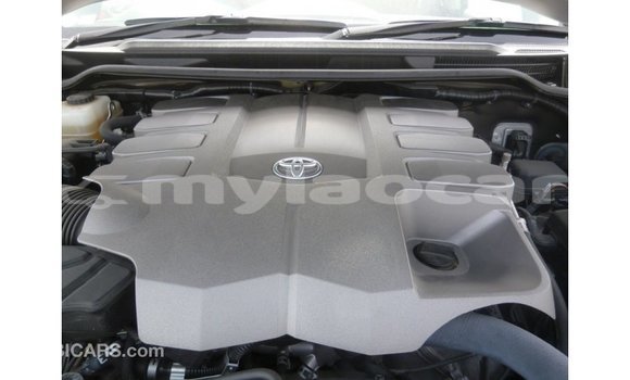 Buy Import Toyota Land Cruiser Other Car in Import - Dubai in Attapeu Province Buy Import Toyota Land Cruiser Other Car in Import - Dubai in Attapeu Province