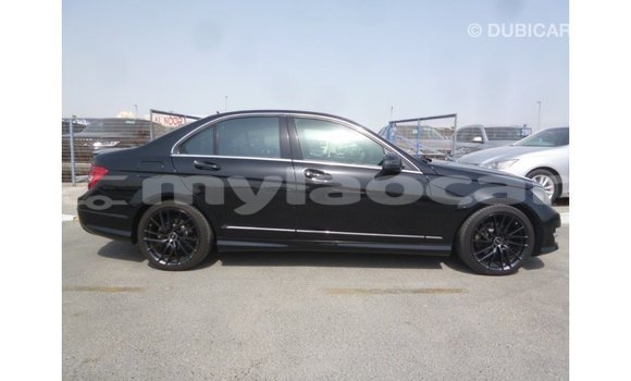 ຊື້ ການ ນຳ ເຂົ້າ Mercedes-Benz 190 (W201) Black ລົດ ໃນ Import - Dubai ໃນ Attapeu Province ຊື້ ການ ນຳ ເຂົ້າ Mercedes-Benz 190 (W201) Black ລົດ ໃນ Import - Dubai ໃນ Attapeu Province