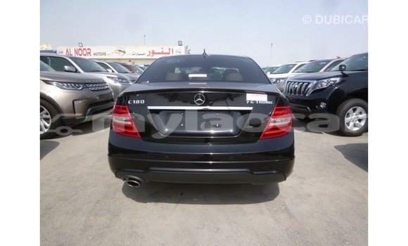 ຊື້ ການ ນຳ ເຂົ້າ Mercedes-Benz 190 (W201) Black ລົດ ໃນ Import - Dubai ໃນ Attapeu Province ຊື້ ການ ນຳ ເຂົ້າ Mercedes-Benz 190 (W201) Black ລົດ ໃນ Import - Dubai ໃນ Attapeu Province