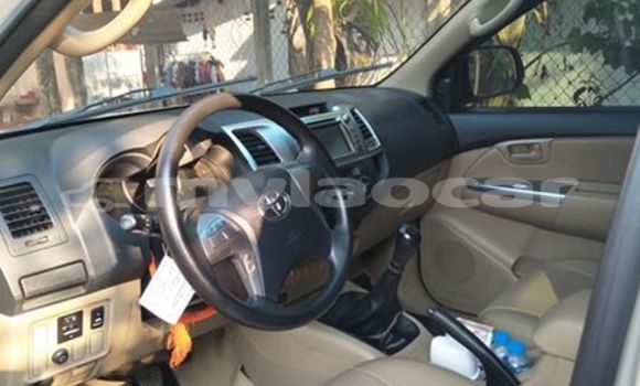 Buy Used Toyota Hilux Other Car in Vientiane in Vientiane Province Buy Used Toyota Hilux Other Car in Vientiane in Vientiane Province