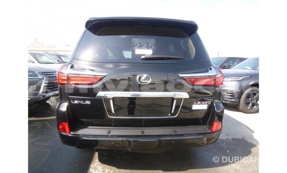 Acheter Import Voiture Lexus LX Noir à Import - Dubai, Attapeu Province Acheter Import Voiture Lexus LX Noir à Import - Dubai, Attapeu Province