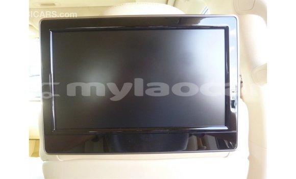 Acheter Import Voiture Lexus LX Noir à Import - Dubai, Attapeu Province Acheter Import Voiture Lexus LX Noir à Import - Dubai, Attapeu Province