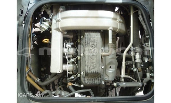 Buy Import Toyota Coaster White Car in Import - Dubai in Attapeu Province Buy Import Toyota Coaster White Car in Import - Dubai in Attapeu Province