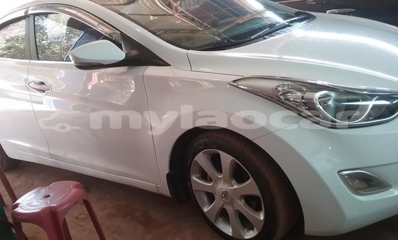Buy Used Hyundai Elantra White Car in Vientiane in Vientiane Province Buy Used Hyundai Elantra White Car in Vientiane in Vientiane Province