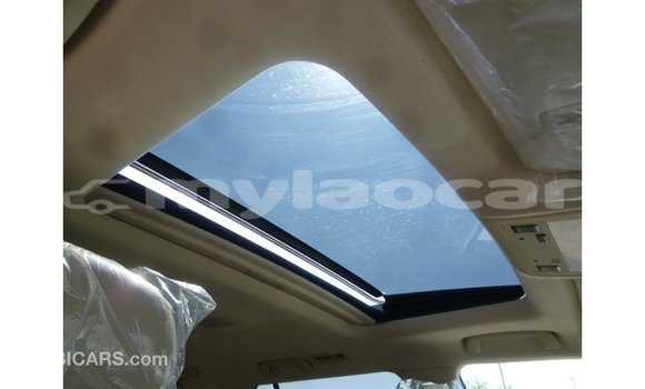 Buy Import Toyota Land Cruiser White Car in Import - Dubai in Attapeu Province Buy Import Toyota Land Cruiser White Car in Import - Dubai in Attapeu Province