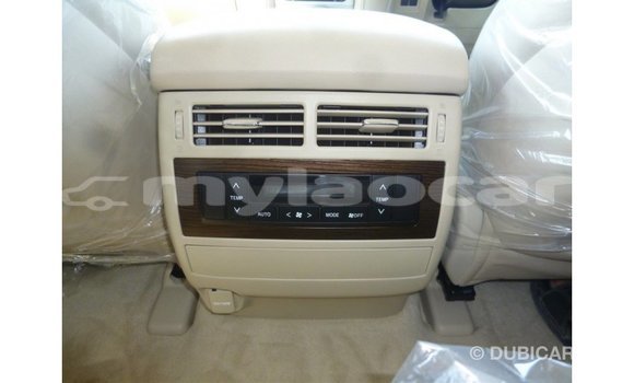 Buy Import Toyota Land Cruiser White Car in Import - Dubai in Attapeu Province Buy Import Toyota Land Cruiser White Car in Import - Dubai in Attapeu Province