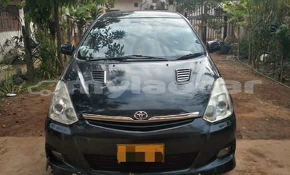 Buy Used Toyota Wish Black Car in Vientiane in Vientiane Province Buy Used Toyota Wish Black Car in Vientiane in Vientiane Province