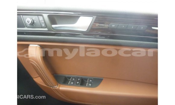 Buy Import Volkswagen Touareg Brown Car in Import - Dubai in Attapeu Province Buy Import Volkswagen Touareg Brown Car in Import - Dubai in Attapeu Province