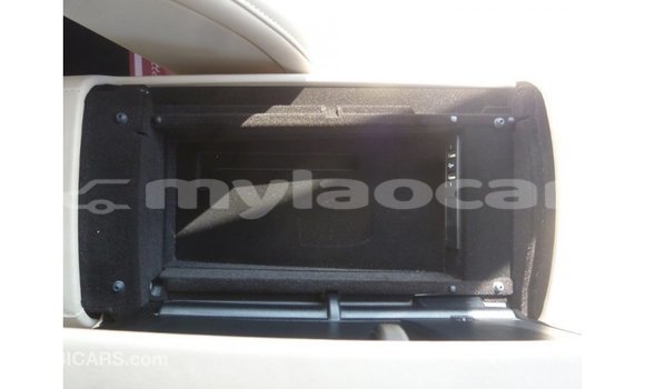 Buy Import Mercedes-Benz 190 (W201) Blue Car in Import - Dubai in Attapeu Province Buy Import Mercedes-Benz 190 (W201) Blue Car in Import - Dubai in Attapeu Province