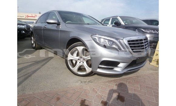 Buy Import Mercedes-Benz 190 (W201) Other Car in Import - Dubai in Attapeu Province