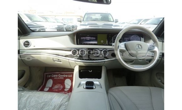 Buy Import Mercedes-Benz 190 (W201) Other Car in Import - Dubai in Attapeu Province Buy Import Mercedes-Benz 190 (W201) Other Car in Import - Dubai in Attapeu Province