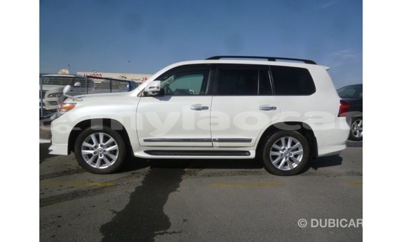 Buy Import Toyota Land Cruiser White Car in Import - Dubai in Attapeu Province Buy Import Toyota Land Cruiser White Car in Import - Dubai in Attapeu Province