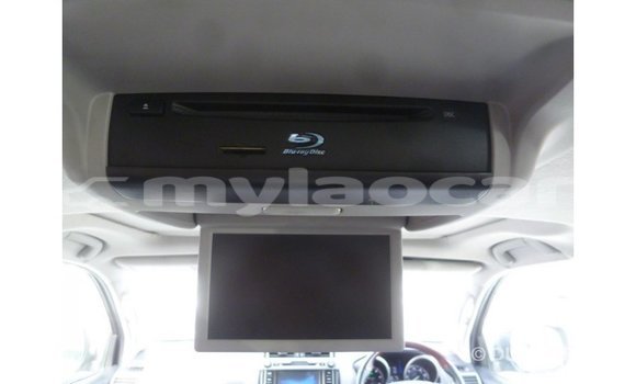 Acheter Import Voiture Toyota Prado Autre à Import - Dubai, Attapeu Province Acheter Import Voiture Toyota Prado Autre à Import - Dubai, Attapeu Province