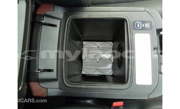 Acheter Import Voiture Toyota Prado Autre à Import - Dubai, Attapeu Province Acheter Import Voiture Toyota Prado Autre à Import - Dubai, Attapeu Province