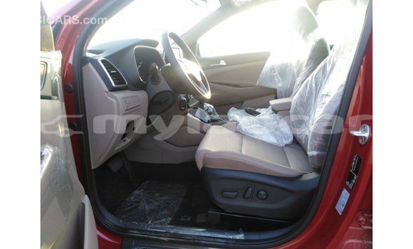 Acheter Import Voiture Hyundai Tucson Rouge à Import - Dubai, Attapeu Province Acheter Import Voiture Hyundai Tucson Rouge à Import - Dubai, Attapeu Province