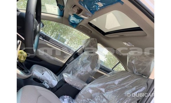 Buy Import Hyundai Elantra White Car in Import - Dubai in Attapeu Province Buy Import Hyundai Elantra White Car in Import - Dubai in Attapeu Province