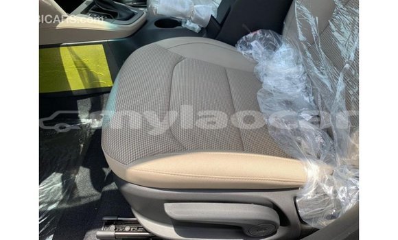Buy Import Hyundai Elantra White Car in Import - Dubai in Attapeu Province Buy Import Hyundai Elantra White Car in Import - Dubai in Attapeu Province