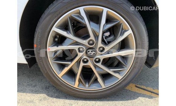 Buy Import Hyundai Elantra White Car in Import - Dubai in Attapeu Province Buy Import Hyundai Elantra White Car in Import - Dubai in Attapeu Province