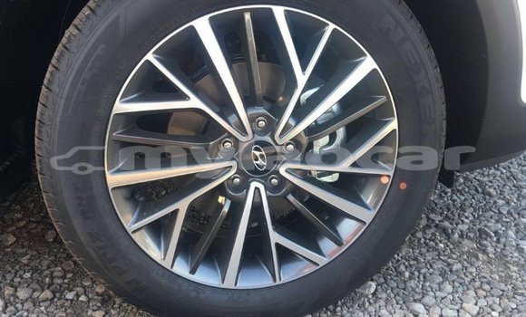 Buy Import Hyundai Tucson White Car in Import - Dubai in Attapeu Province Buy Import Hyundai Tucson White Car in Import - Dubai in Attapeu Province