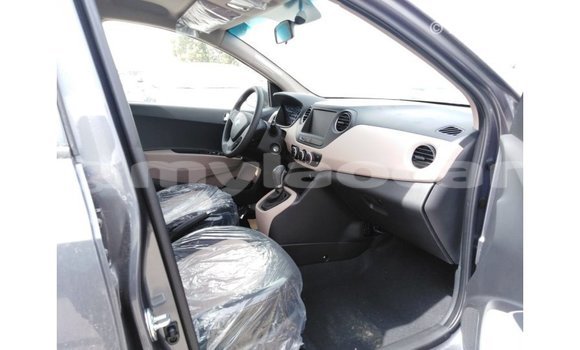 Buy Import Hyundai i10 Other Car in Import - Dubai in Attapeu Province Buy Import Hyundai i10 Other Car in Import - Dubai in Attapeu Province