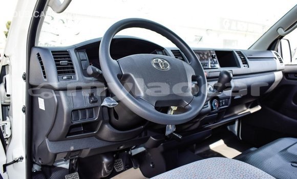Buy Import Toyota Hiace White Car in Import - Dubai in Attapeu Province Buy Import Toyota Hiace White Car in Import - Dubai in Attapeu Province