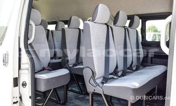 Buy Import Toyota Hiace White Car in Import - Dubai in Attapeu Province Buy Import Toyota Hiace White Car in Import - Dubai in Attapeu Province