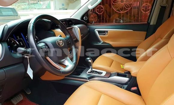 Buy Used Toyota Fortuner Silver Car in Vientiane in Vientiane Province Buy Used Toyota Fortuner Silver Car in Vientiane in Vientiane Province