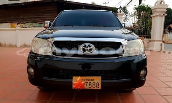 Buy Used Toyota Hilux Black Car in Vientiane in Vientiane Province Buy Used Toyota Hilux Black Car in Vientiane in Vientiane Province