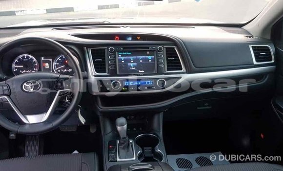 Buy Import Toyota Highlander Other Car in Import - Dubai in Attapeu Province Buy Import Toyota Highlander Other Car in Import - Dubai in Attapeu Province
