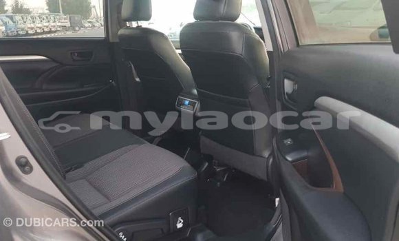 Buy Import Toyota Highlander Other Car in Import - Dubai in Attapeu Province Buy Import Toyota Highlander Other Car in Import - Dubai in Attapeu Province