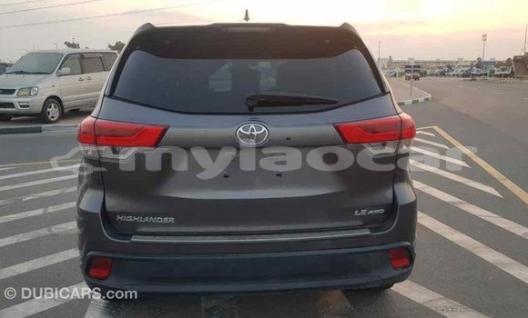 Buy Import Toyota Highlander Other Car in Import - Dubai in Attapeu Province Buy Import Toyota Highlander Other Car in Import - Dubai in Attapeu Province