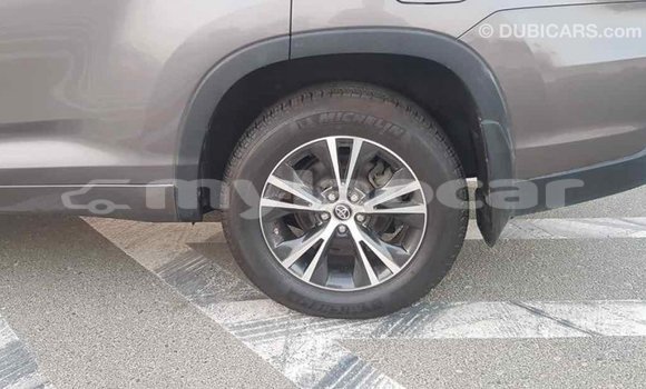 Buy Import Toyota Highlander Other Car in Import - Dubai in Attapeu Province Buy Import Toyota Highlander Other Car in Import - Dubai in Attapeu Province