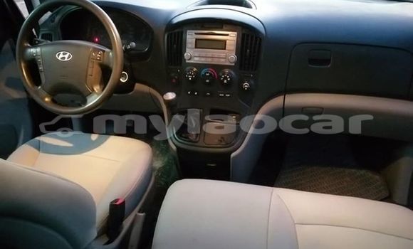 Buy Used Hyundai Starex Black Car in Vientiane in Vientiane Province Buy Used Hyundai Starex Black Car in Vientiane in Vientiane Province