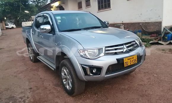 Buy Used Mitsubishi Triton Silver Car in Vientiane in Vientiane Province Buy Used Mitsubishi Triton Silver Car in Vientiane in Vientiane Province