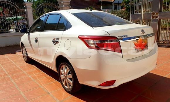 Buy Used Toyota Vios White Car in Vientiane in Vientiane Province Buy Used Toyota Vios White Car in Vientiane in Vientiane Province