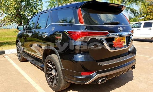 Buy Used Toyota Fortuner Black Car in Vientiane in Vientiane Province Buy Used Toyota Fortuner Black Car in Vientiane in Vientiane Province