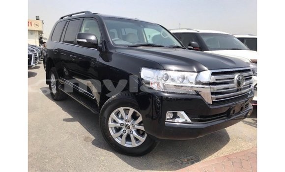 Buy Import Toyota Land Cruiser Black Car in Import - Dubai in Attapeu Province