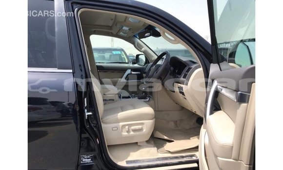 Buy Import Toyota Land Cruiser Black Car in Import - Dubai in Attapeu Province Buy Import Toyota Land Cruiser Black Car in Import - Dubai in Attapeu Province