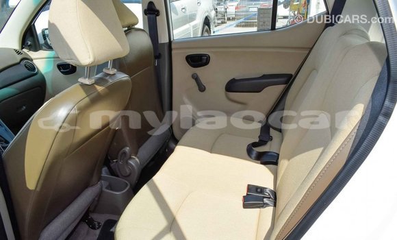 ຊື້ ການ ນຳ ເຂົ້າ Hyundai i10 White ລົດ ໃນ Import - Dubai ໃນ Attapeu Province ຊື້ ການ ນຳ ເຂົ້າ Hyundai i10 White ລົດ ໃນ Import - Dubai ໃນ Attapeu Province