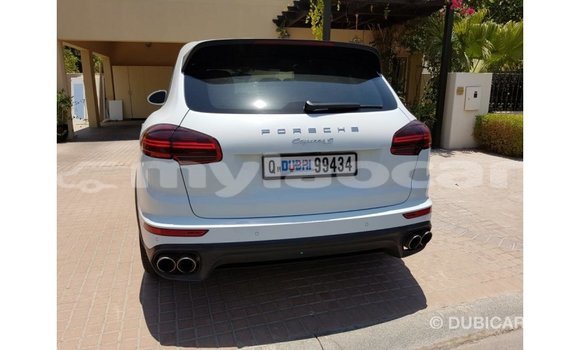Buy Import Porsche Cayenne White Car in Import - Dubai in Attapeu Province Buy Import Porsche Cayenne White Car in Import - Dubai in Attapeu Province