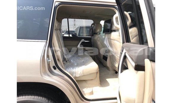 Buy Import Toyota Land Cruiser Other Car in Import - Dubai in Attapeu Province Buy Import Toyota Land Cruiser Other Car in Import - Dubai in Attapeu Province