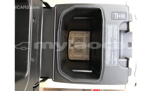 Buy Import Toyota Land Cruiser Other Car in Import - Dubai in Attapeu Province Buy Import Toyota Land Cruiser Other Car in Import - Dubai in Attapeu Province